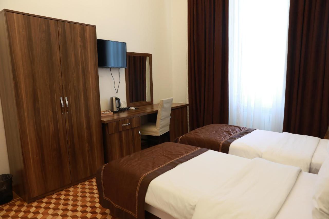 Malakan Hotel Baku Eksteriør bilde
